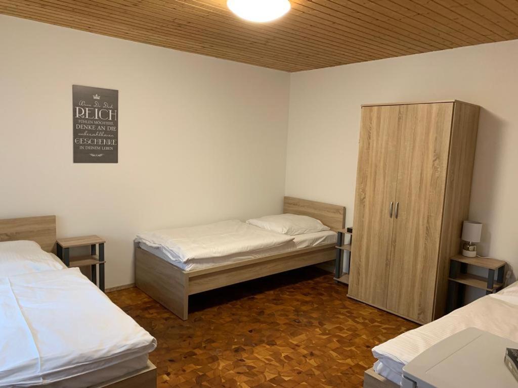 Ab Apartment Objekt 122 Ebersbach an der Fils Esterno foto