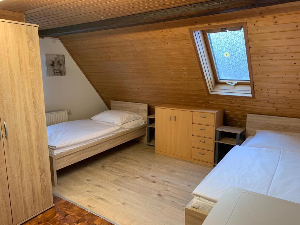 Ab Apartment Objekt 122 Ebersbach an der Fils Esterno foto