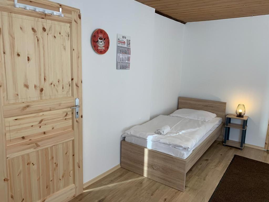 Ab Apartment Objekt 122 Ebersbach an der Fils Esterno foto