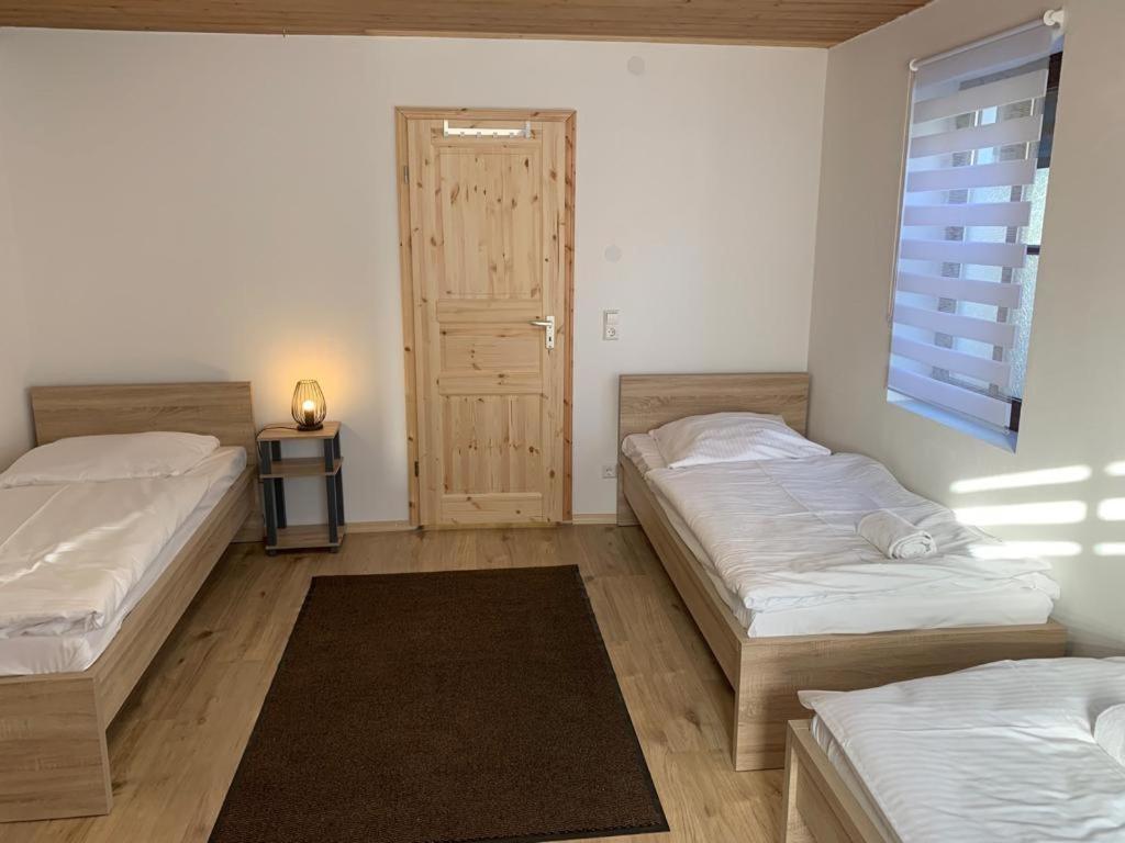 Ab Apartment Objekt 122 Ebersbach an der Fils Esterno foto